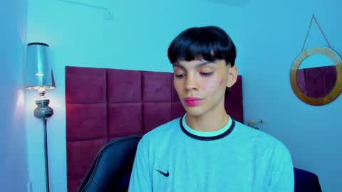 Valentino Konny y Jhon online show from 04-07-26, 10:09