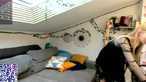 EliteEros online show from 05-10-26, 12:10