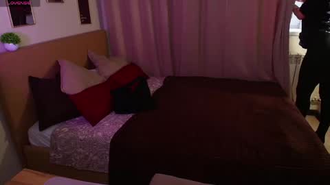 Ari online show from 03-18-26, 07:33