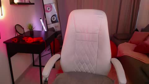 Ari online show from 03-19-26, 07:34