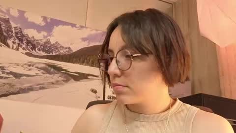 Eliza online show from 06-25-26, 05:50