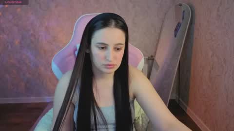 Elizabet online show from 04-28-26, 08:52