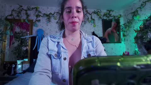 Elizabeth online show from 01-14-25, 07:11