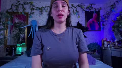 Elizabeth online show from 01-16-25, 10:23
