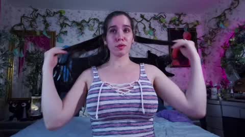 Elizabeth online show from 01-21-25, 07:17