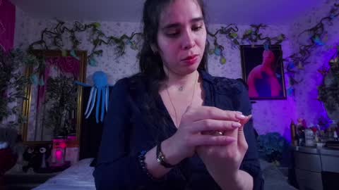 Elizabeth online show from 01-23-25, 10:43