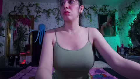 Elizabeth online show from 02-15-25, 10:11