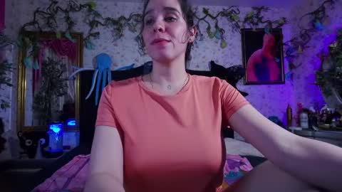 Elizabeth online show from 03-04-25, 10:38