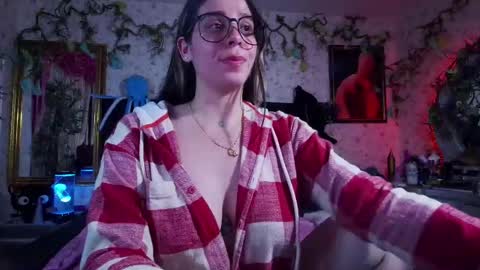 Elizabeth online show from 03-10-25, 11:16