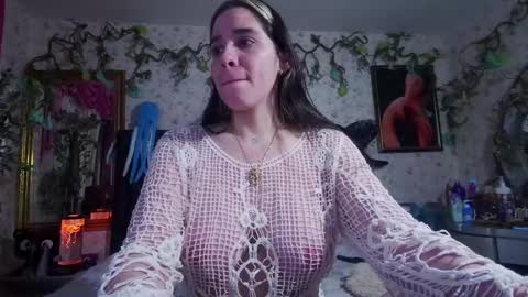 Elizabeth online show from 10-05-25, 10:35