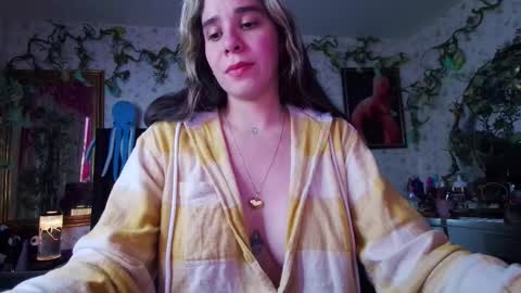 Elizabeth online show from 10-13-25, 08:20