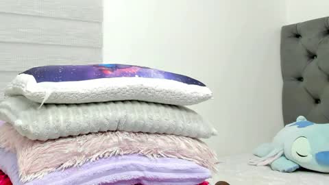 ELIZA online show from 05-06-26, 03:13
