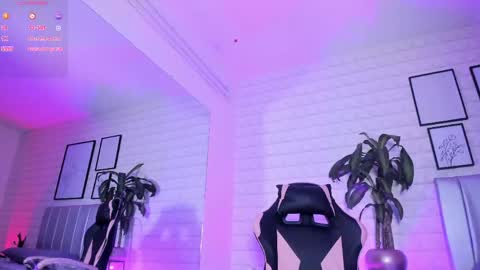 Miss Eliza online show from 04-18-26, 07:07