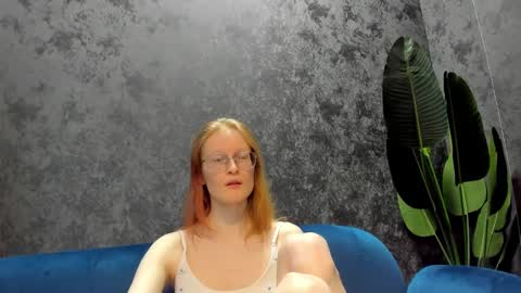 Snapshot of elizabeth_harpper chatting on 02-07-25, 08:11 Elizabeth online show from 02-07-25, 08:11