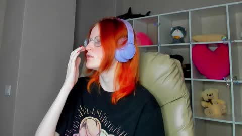 Elizabeth online show from 02-09-26, 09:24