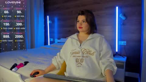 Elizabeth online show from 09-27-25, 11:43