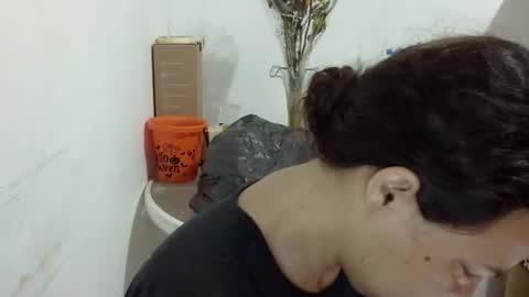 Elizabeth Martinez  online show from 12-02-25, 03:07