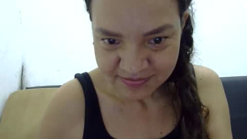 Elizabeth Martinez  online show from 02-24-26, 02:15