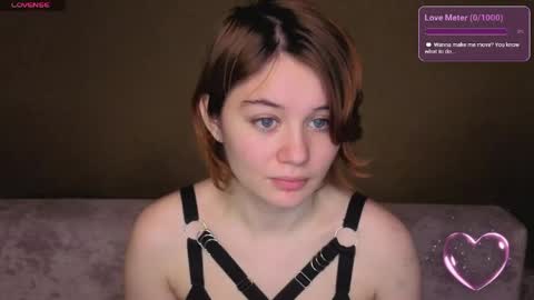 Elizabeth online show from 05-05-26, 02:41