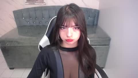 Elizabeth online show from 05-01-26, 01:16