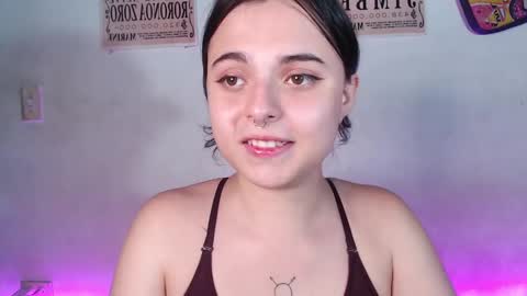 Snapshot of elizabeth_taylorxxx chatting on 01-03-25, 12:22 Elizabeth Taylor online show from 01-03-25, 12:22