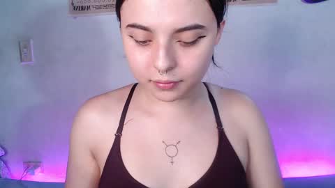 Snapshot of elizabeth_taylorxxx chatting on 01-19-25, 05:26 Elizabeth Taylor online show from 01-19-25, 05:26