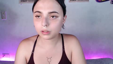 Snapshot of elizabeth_taylorxxx chatting on 01-30-25, 12:07 Elizabeth Taylor online show from 01-30-25, 12:07