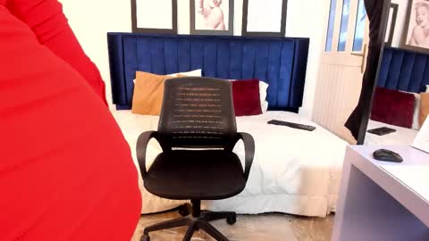 Elizabeth  online show from 03-15-26, 12:44