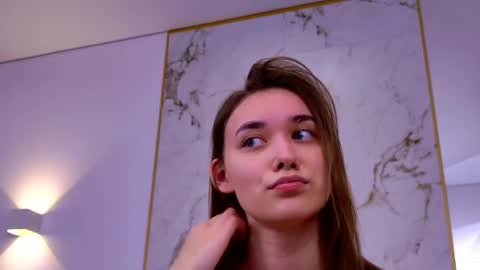 Snapshot of elizabethcash chatting on 02-12-25, 10:48 Elizabeth online show from 02-12-25, 10:48