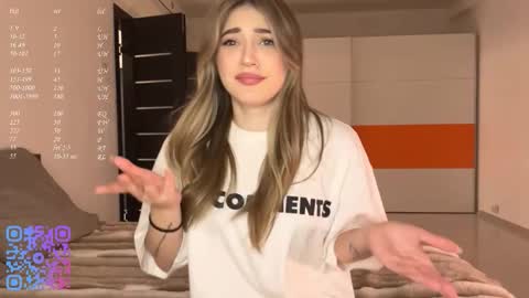 Mia online show from 03-01-26, 05:04