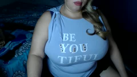 Snapshot of elizabethtaylor1 chatting on 06-09-26, 11:00 Elizabeth online show from 06-09-26, 11:00
