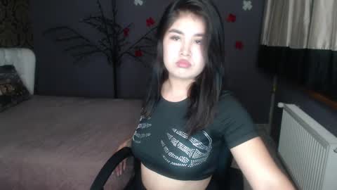 Elizabeth online show from 04-04-26, 05:43