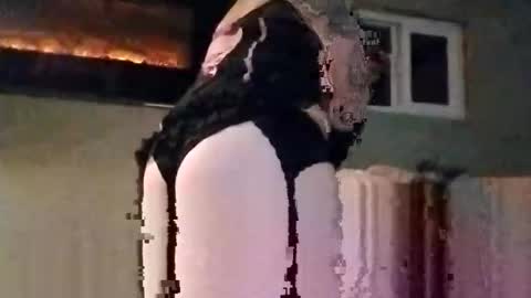 elizabit online show from 04-01-26, 11:44