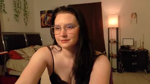 Eliza online show from 02-06-25, 01:10
