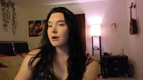 Eliza online show from 02-11-25, 10:39
