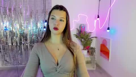 Eliza online show from 10-02-25, 01:18