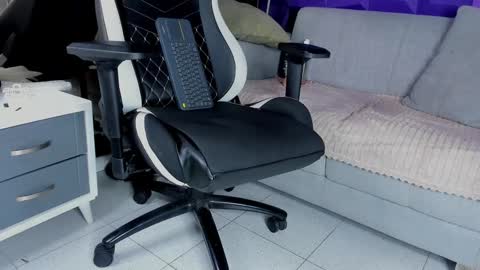 elizbeth_777 online show from 02-08-25, 02:16