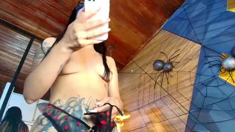 elizbeth_777 online show from 10-25-25, 10:56