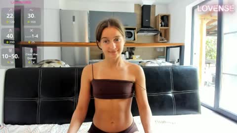 Eliz                               online show from 05-06-26, 11:04
