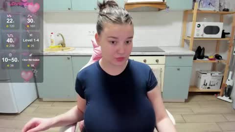 Snapshot of elkapulka chatting on 04-14-26, 08:37 Lina online show from 04-14-26, 08:37