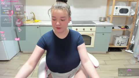 Snapshot of elkapulka chatting on 04-24-26, 11:18 Lina online show from 04-24-26, 11:18