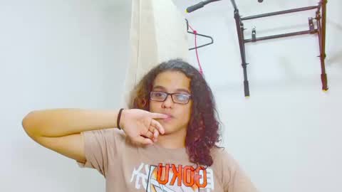 Diana online show from 02-23-25, 12:19