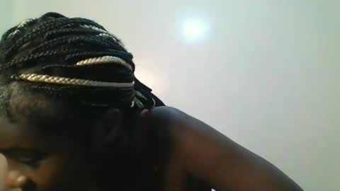Snapshot of ella8_ chatting on 06-30-26, 08:15 ella8_ online show from 06-30-26, 08:15