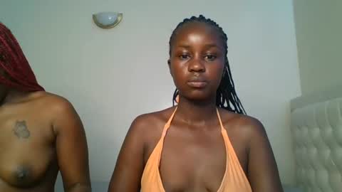 Snapshot of ella8_ chatting on 07-21-26, 08:05 ella8_ online show from 07-21-26, 08:05