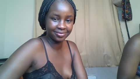 Snapshot of ella8_ chatting on 07-27-26, 05:03 ella8_ online show from 07-27-26, 05:03