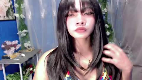 Snapshot of ella_fuma chatting on 10-27-25, 10:58 Ella online show from 10-27-25, 10:58
