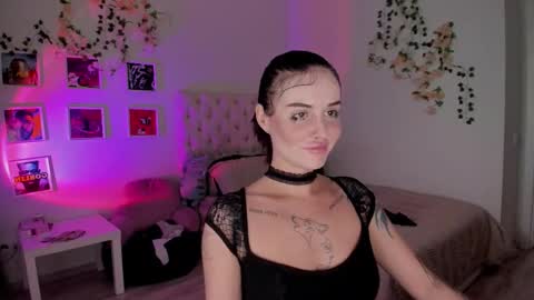 ELLA online show from 09-21-25, 08:49