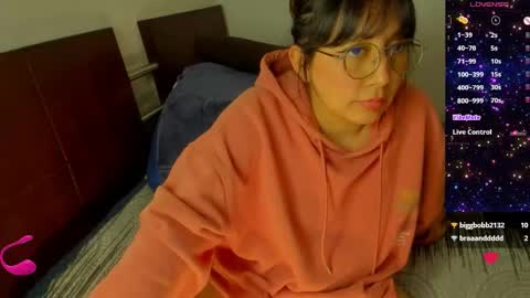 Ella and Harry online show from 09-12-25, 04:01