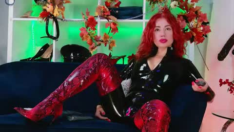 ella_kross online show from 09-25-25, 04:05