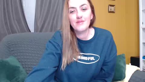 Ella  Max online show from 02-11-25, 07:02